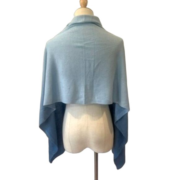 Bon Voyage Blue Ombre Cardi-Shawl NEW NWT Buttons Acrylic Shawl Wrap - Picture 3 of 7